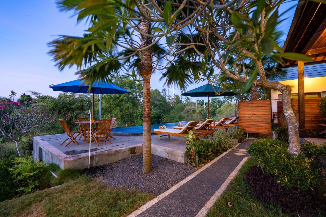 Hotel Wk Gamat Garden Toyapakeh Esterno foto